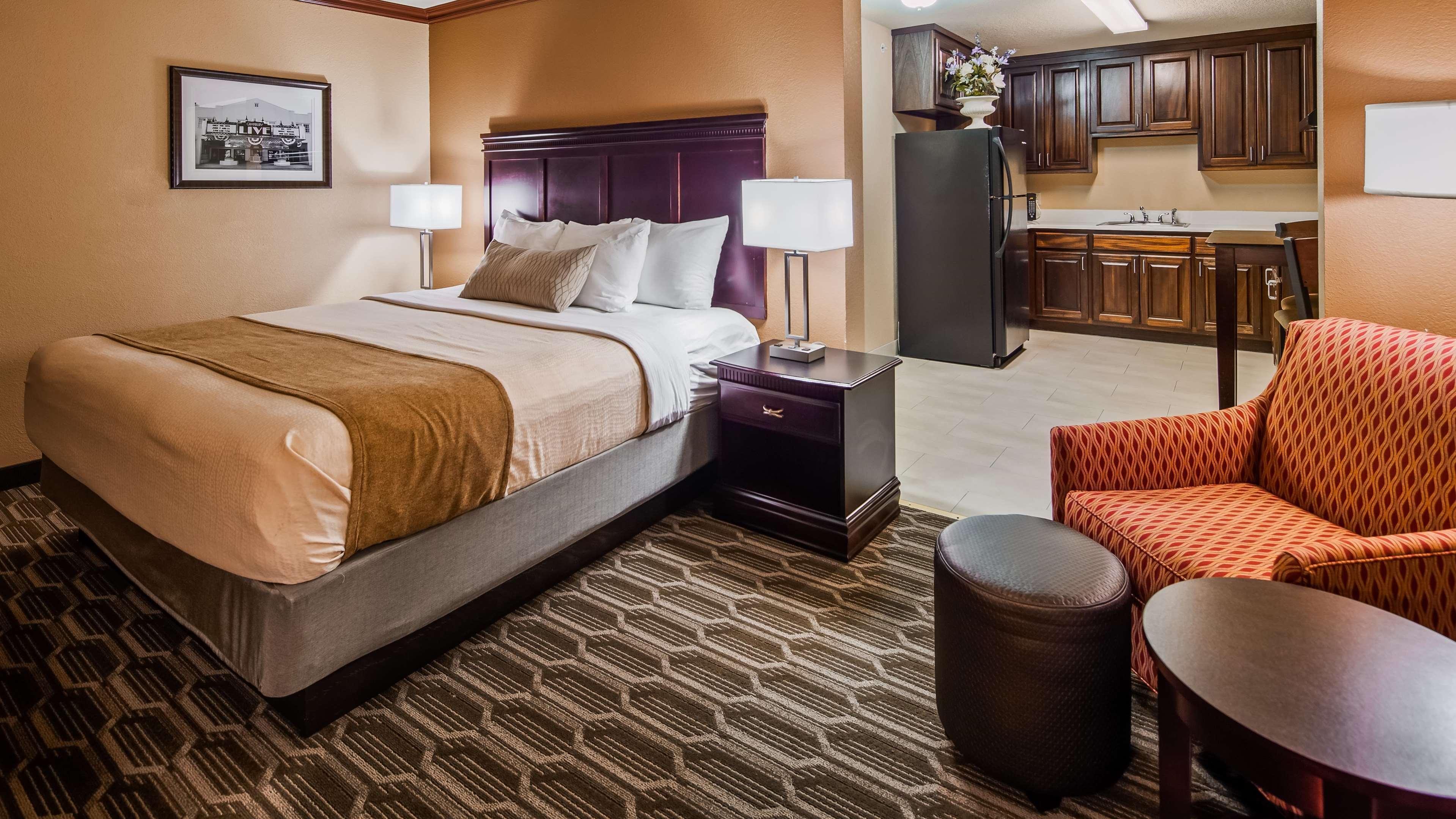 Best Western Granbury Inn&Suites Exterior foto